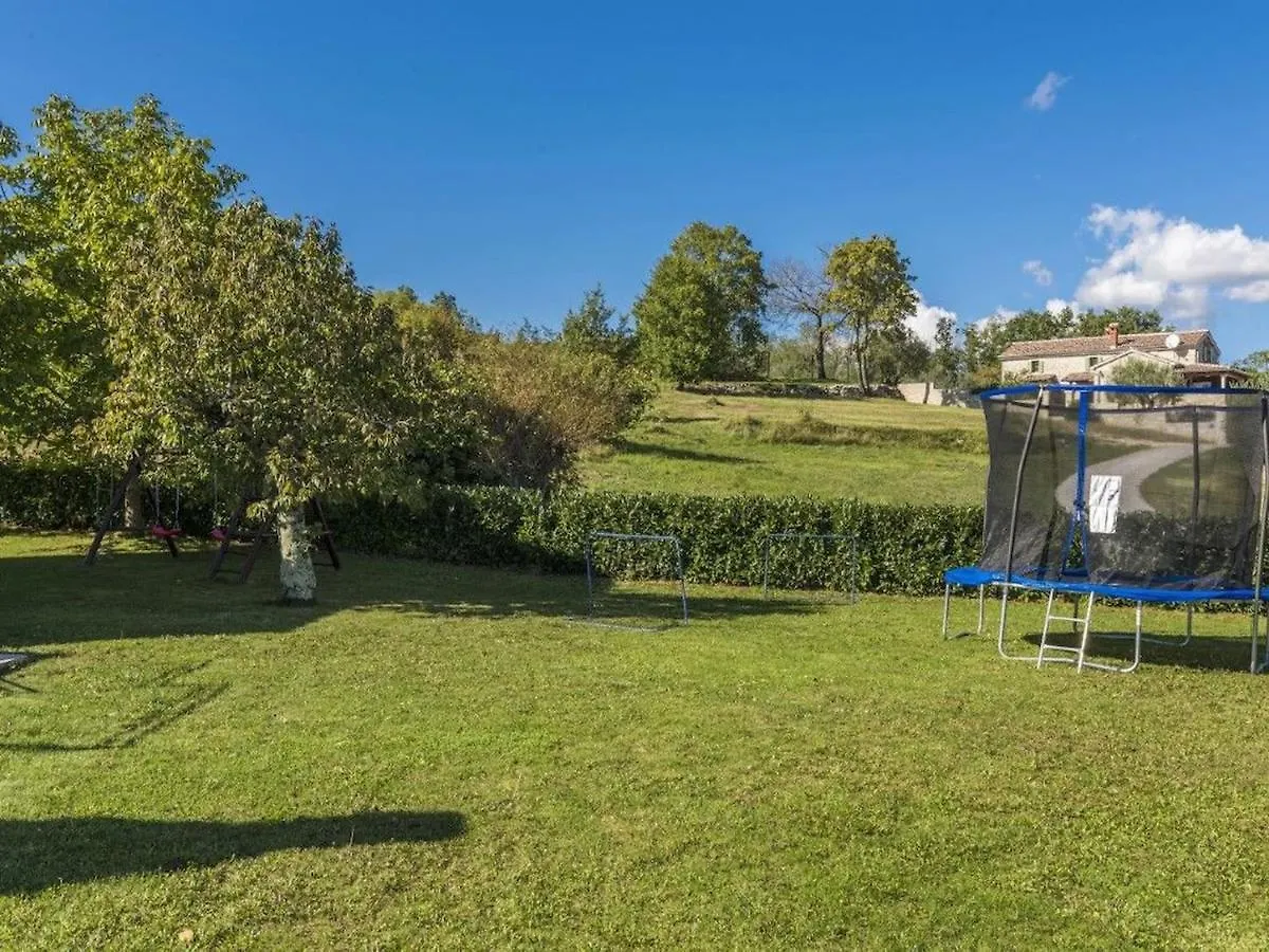 Activity Villa Melli With Pool In Vizinada