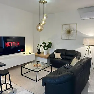  Apartman Iris