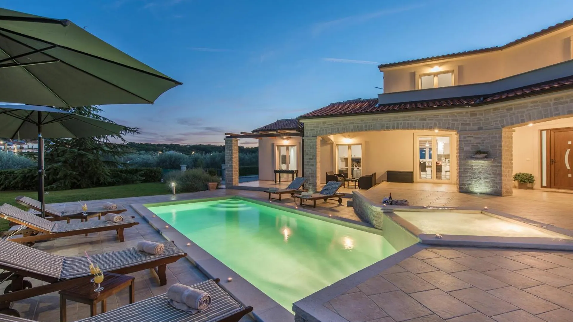 Activity Villa Melli With Pool In Vizinada location